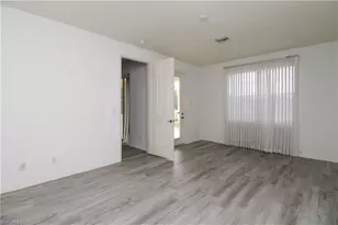 3927 Aurora Ct, Naples, FL 34116 - Photo 22