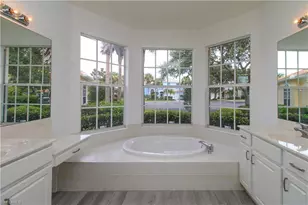 3927 Aurora Ct, Naples, FL 34116 - Photo 24