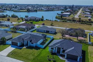 836 NE 6th Pl, Cape Coral, FL 33909 - Photo 48