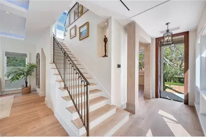 42 6th St S, Naples, FL 34102 - Photo 30