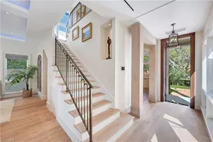 42 6th St S, Naples, FL 34102 - Photo 30