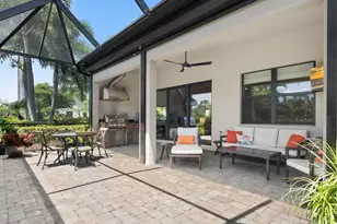 7225 Wilton Dr, Naples, FL 34109 - Photo 22