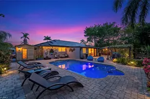 38 Willoughby Dr, Naples, FL 34110 - Photo 2