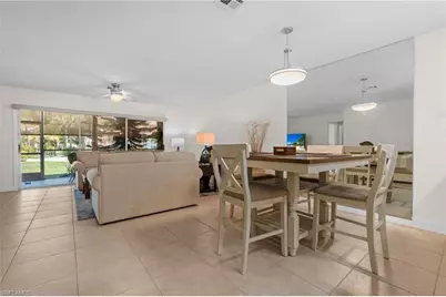 732 Woodshire Ln #I5, Naples, FL 34105 - Photo 6