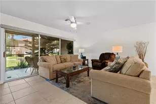 732 Woodshire Ln, Naples, FL 34105 - Photo 4