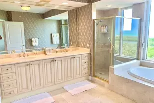 6597 Nicholas Blvd, Naples, FL 34108 - Photo 18