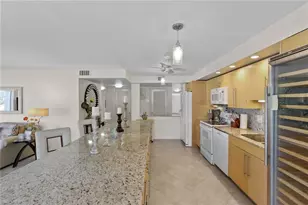 1930 Gulf Shore Blvd N, Naples, FL 34102 - Photo 4