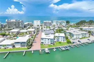 1930 Gulf Shore Blvd N, Naples, FL 34102 - Photo 28