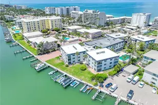1930 Gulf Shore Blvd N, Naples, FL 34102 - Photo 32