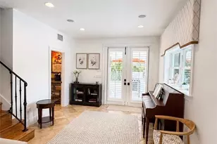 2056 Mission Dr, Naples, FL 34109 - Photo 14