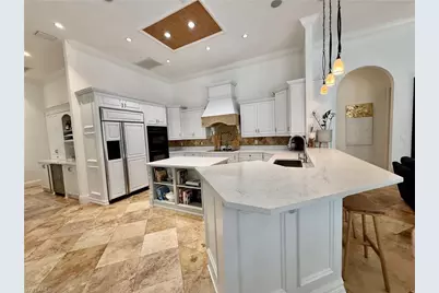 2056 Mission Dr, Naples, FL 34109 - Photo 6