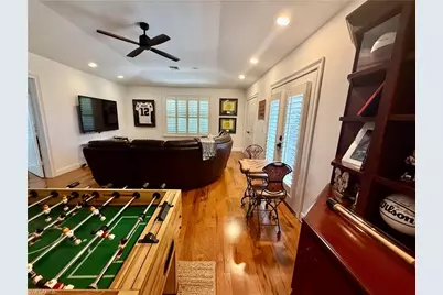 2056 Mission Dr, Naples, FL 34109 - Photo 26