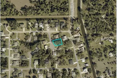 6121 Barkwood Ct, Fort Myers, FL 33905 - Photo 2
