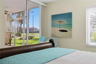 1086 Forest Lakes Dr, Naples, FL 34105 - Photo 24