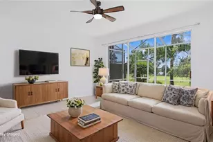 880 Hampton Cir, Naples, FL 34105 - Photo 8