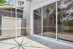 880 Hampton Cir, Naples, FL 34105 - Photo 16