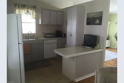 196 Oceans Blvd #196, Naples, FL 34104 - Photo 8