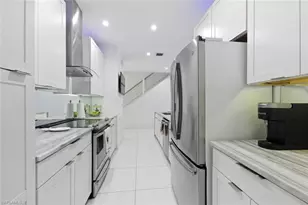 7345 Rockefeller Dr, Naples, FL 34119 - Photo 14