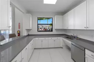 7345 Rockefeller Dr, Naples, FL 34119 - Photo 40