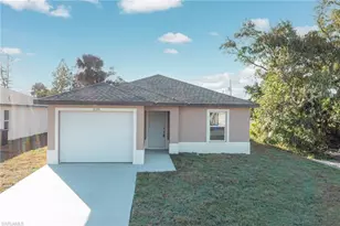 2120 French St, Fort Myers, FL 33916 - Photo 4