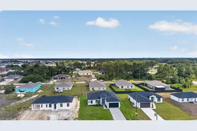 210 Pembroke St, Lehigh Acres, FL 33974 - Photo 46
