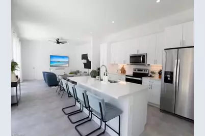 3015 Karen Dr, Naples, FL 34112 - Photo 6