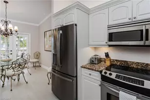 7046 Barrington Cir, Naples, FL 34108 - Photo 14