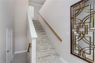 7046 Barrington Cir, Naples, FL 34108 - Photo 12