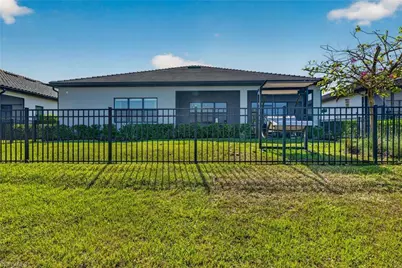 20122 Hartford Blvd, Estero, FL 33928 - Photo 40