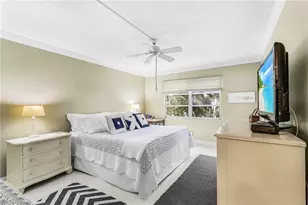 280 2nd Ave S, Naples, FL 34102 - Photo 16