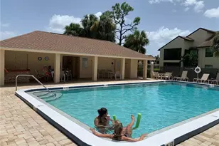 8715 Charter Club Cir, Fort Myers, FL 33919 - Photo 20