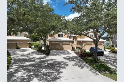 24736 Lakemont Cove Ln #201, Bonita Springs, FL 34134 - Photo 4