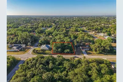 103 W 6th St, Lehigh Acres, FL 33972 - Photo 4