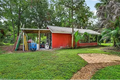 2581 4th Ave NE, Naples, FL 34120 - Photo 4