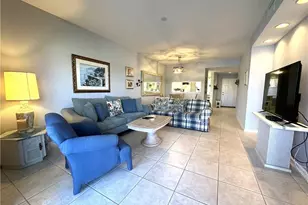 6670 Huntington Lakes Cir, Naples, FL 34119 - Photo 6