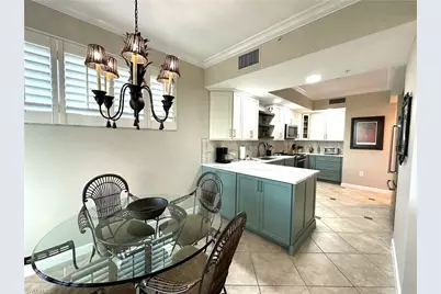 325 Dunes Blvd #306, Naples, FL 34110 - Photo 12