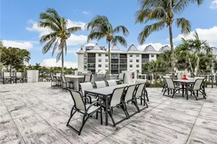 400 Flagship Dr, Naples, FL 34108 - Photo 38