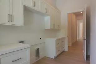 5025 Boxwood Way, Naples, FL 34116 - Photo 24