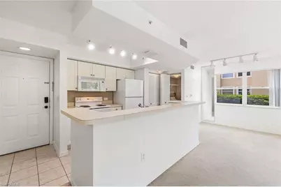 8920 Colonnades Ct E #518, Bonita Springs, FL 34135 - Photo 4