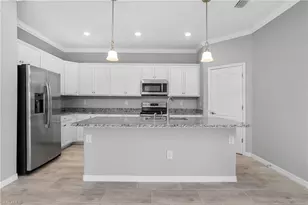 19952 Beverly Park Rd, Estero, FL 33928 - Photo 6