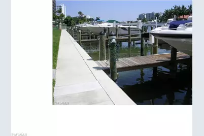 10682 Gulfshore Dr #304 C, Naples, FL 34108 - Photo 14