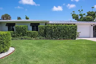 1195 14th Ave N, Naples, FL 34102 - Photo 2