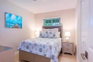1195 14th Ave N, Naples, FL 34102 - Photo 14