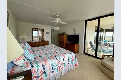 10851 Gulfshore Dr #1001, Naples, FL 34108 - Photo 12