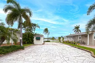 3063 Waterview Point, Naples, FL 34120 - Photo 2