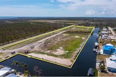 3810 Stringfellow Rd, Saint James City, FL 33956 - Photo 4