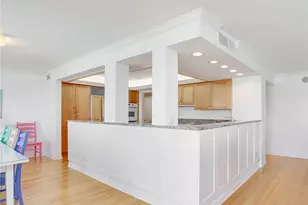 10851 Gulf Shore Dr, Naples, FL 34108 - Photo 12