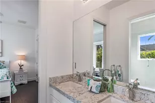 2540 Half Moon Walk, Naples, FL 34102 - Photo 32