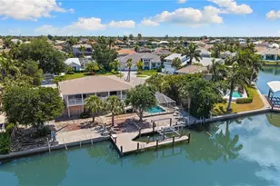 324 Waterleaf Ct, Marco Island, FL 34145 - Photo 36