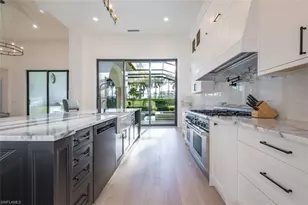 2749 Medallist Ln, Naples, FL 34109 - Photo 6